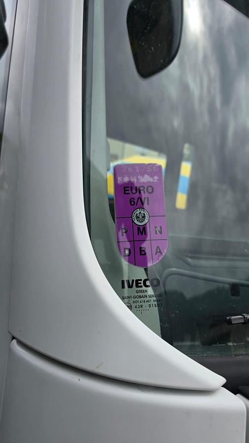 Gebraucht 2017 IVECO N3G AD440T 45T Sattelzugmaschine