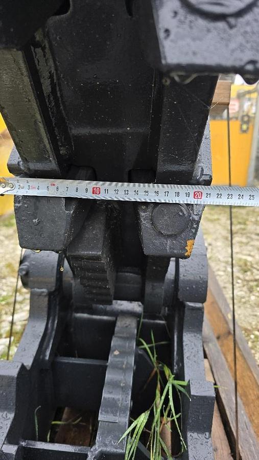 Gebraucht Müstang Abbruchpulverisierer RH05