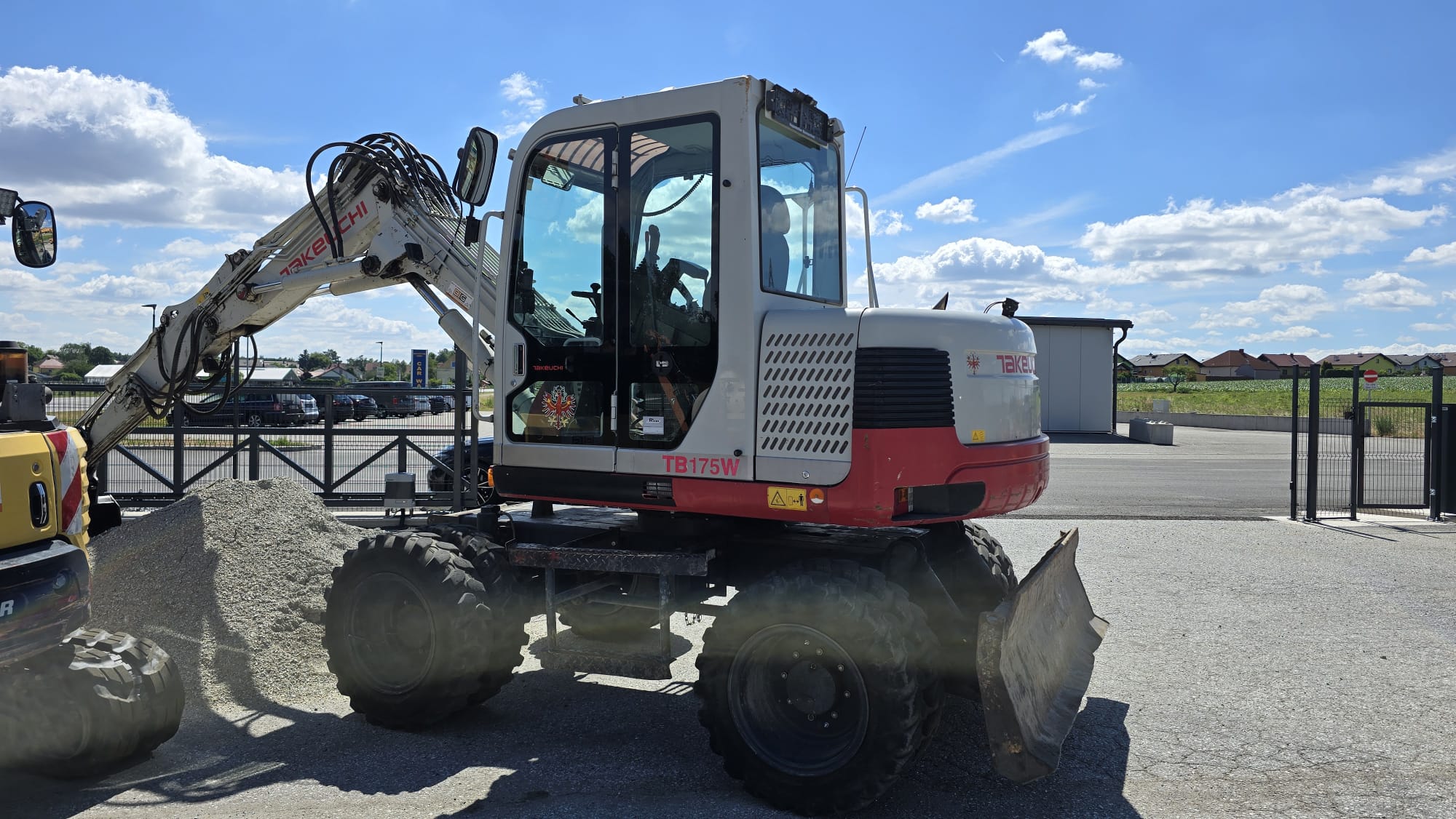 Gebraucht 2011 Takeuchi TB175W Mobilbagger