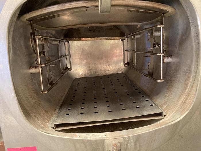 Used Used Market Forge Industrial Inc. Model STME Sterilmatic Sterilizer