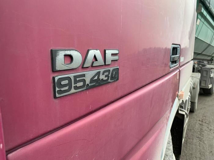 Gebruikt 2004 DAF XF 430, manual gear , hyraulic !