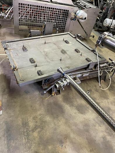 Used Whallon High Speed Bright Can Palletizer