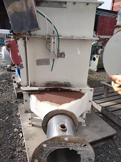 Used Filter, Air, Inline, Camfil, 8" In/Out, #S738614