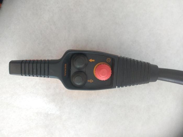 Steuerflasche DSK3 DP1, Demag, mit Anschlusskabel 2,8m, neu