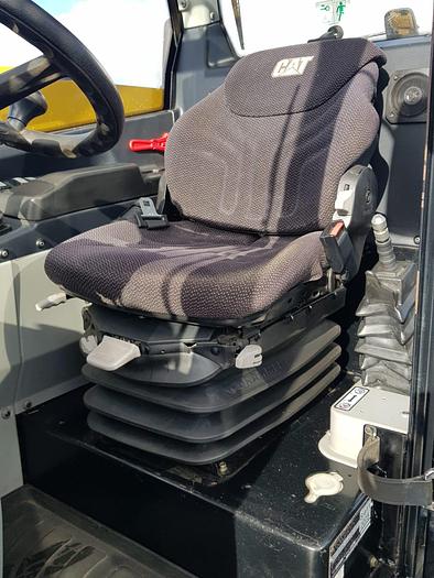 Used 2013 CAT TH407C