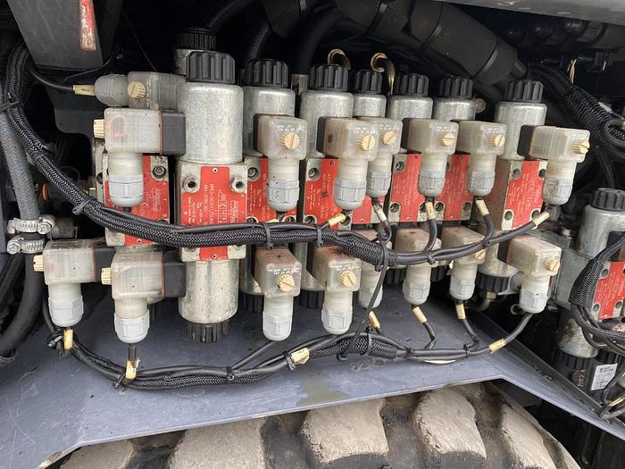 Usato 2009 VOGELE SUPER 1303-2