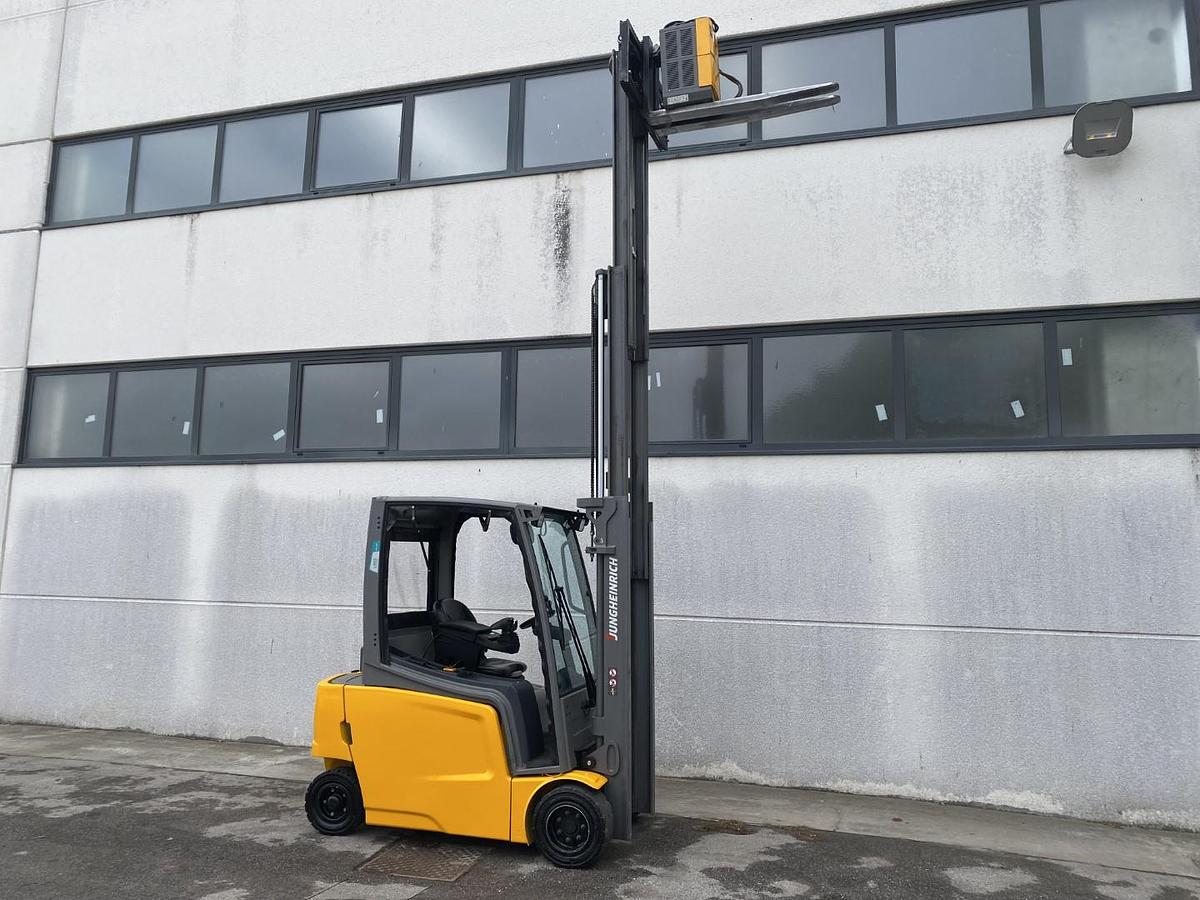 Usato 2022 JUNGHEINRICH EFG 320