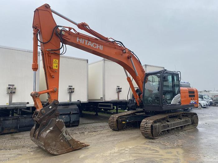 Usato 2017 LIEBHERR ZX210-LCN6