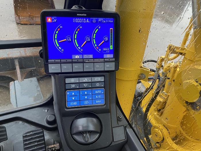 Usato 2016 KOMATSU PC138US-10