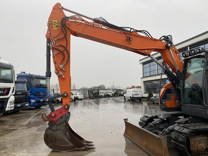 Usato 2017 DOOSAN DX 140 LRC-5