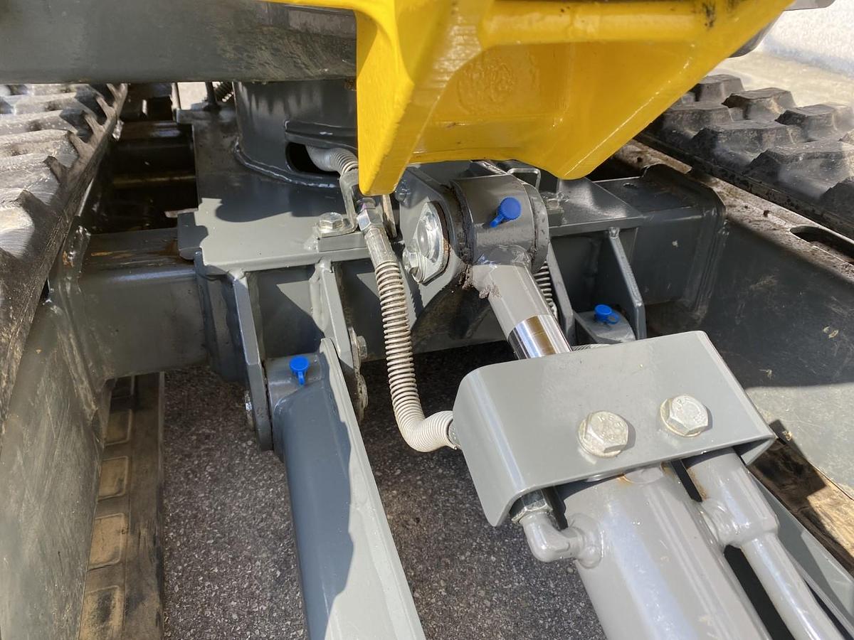 Usato 2023 WACKER NEUSON 803