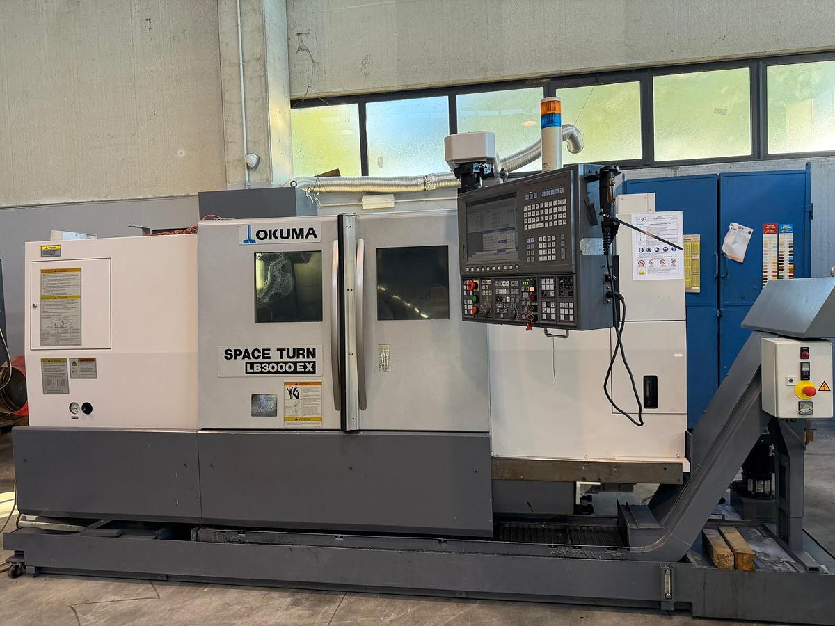 Usato 2008 OKUMA  LB3000 EX