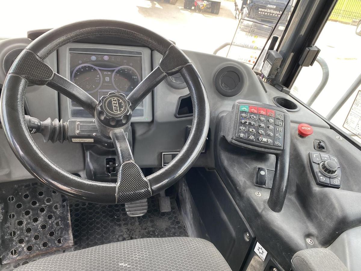 Usato 2016 BELL ADT B30E