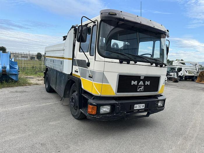 Usato 1994 MAN 14.192 spurgo MORO