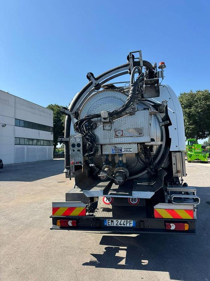 Usato 2012 IVECO EUROCARGO 180E28 SPURGO MORO