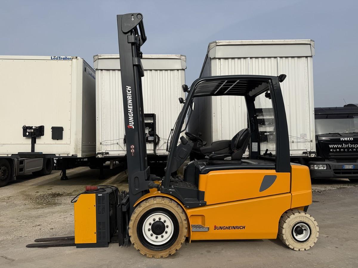 Usato 2012 JUNGHEINRICH EFG 535