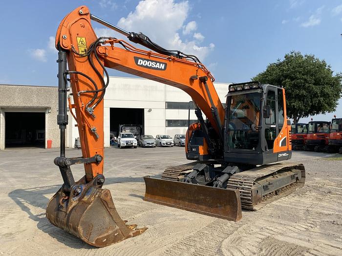 Usato 2017 DOOSAN DX 140 LRC-5