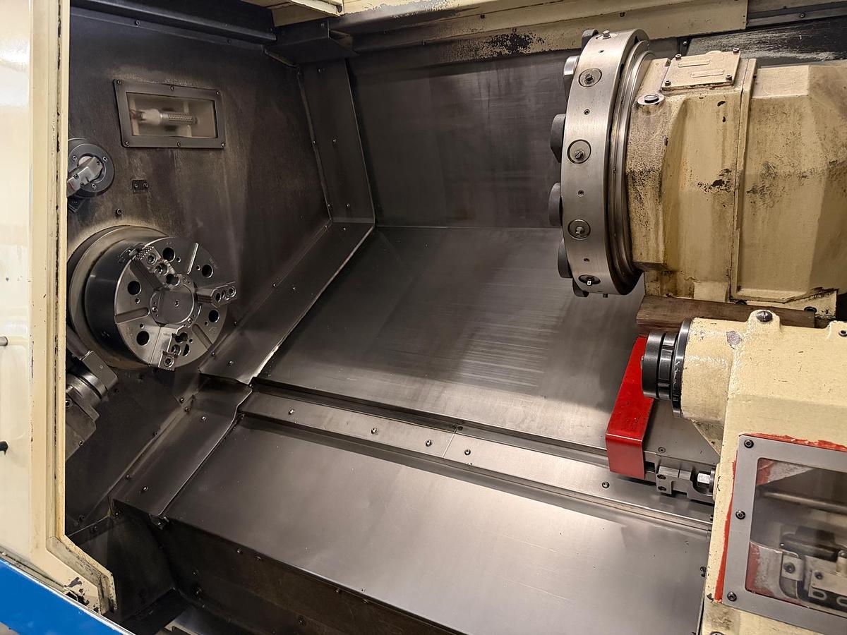 Usato 2001 OKUMA  LB 400