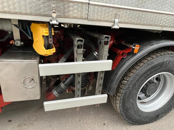 Usato 1997 RENAULT  PREMIUM 300 ATTR. SPURGO MORO