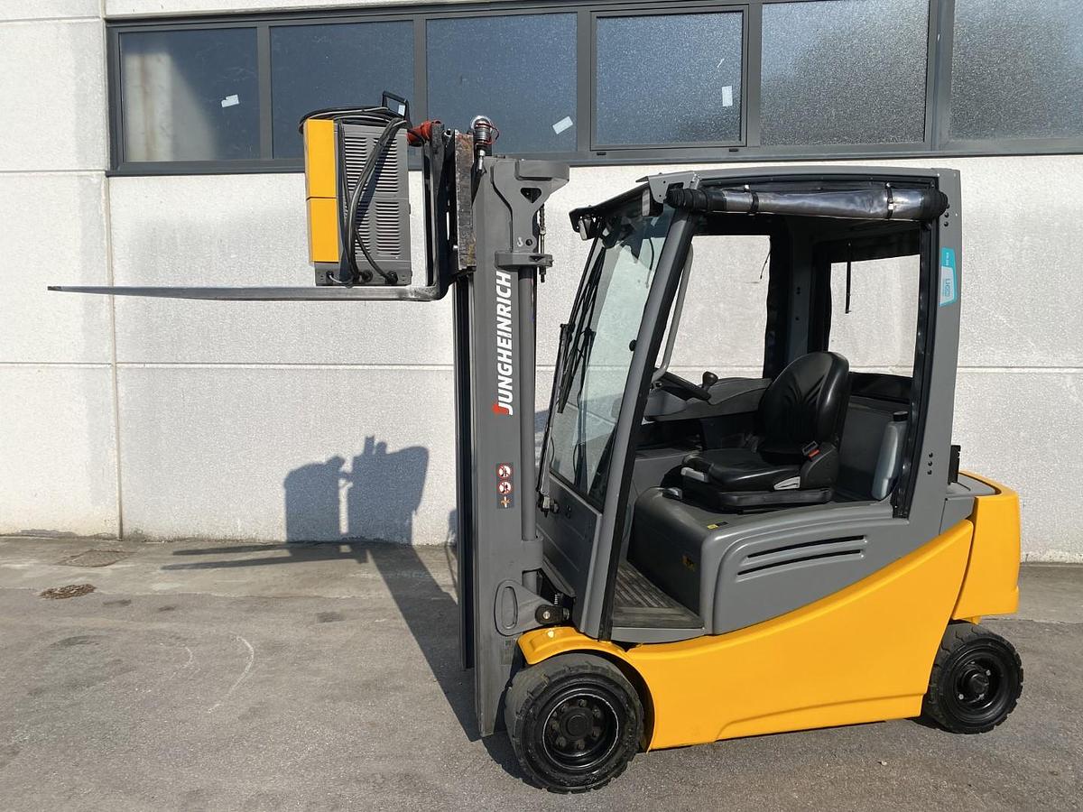 Usato 2022 JUNGHEINRICH EFG 320