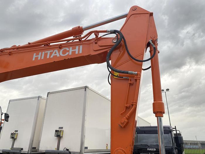 Usato 2019 HITACHI ZX210 LCN-6
