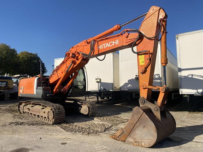 Usato 2011 HITACHI ZX-210 LCN-3