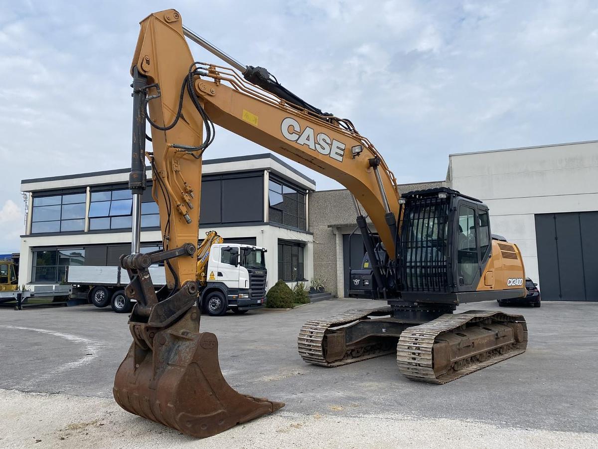 Usato 2017 CASE CX 240D