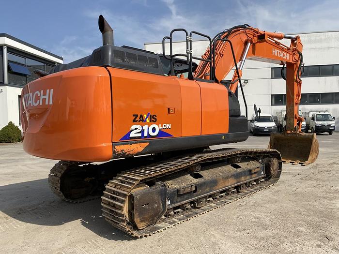 Usato 2019 HITACHI ZX210 LCN-6