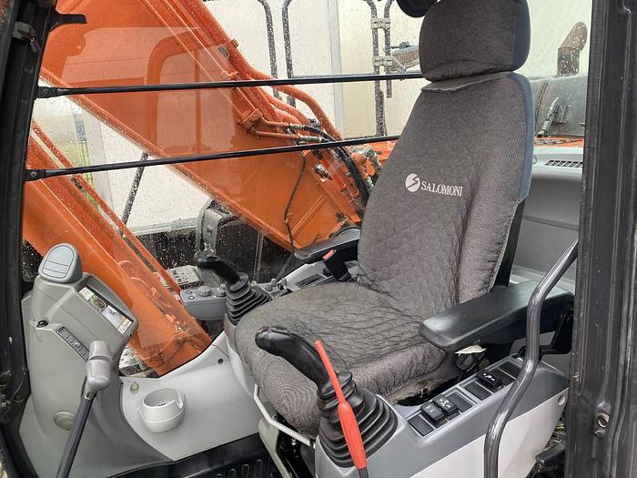 Usato 2017 LIEBHERR ZX210-LCN6