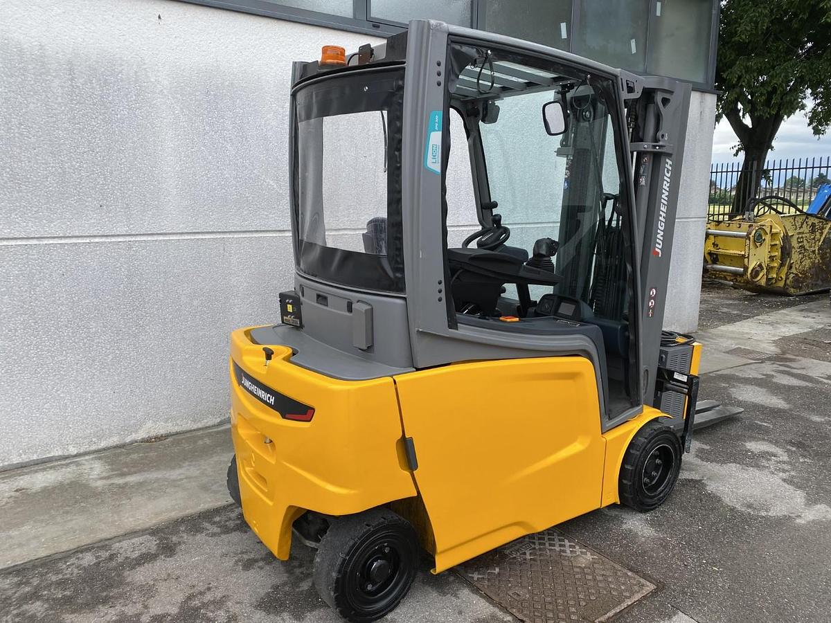 Usato 2022 JUNGHEINRICH EFG 320