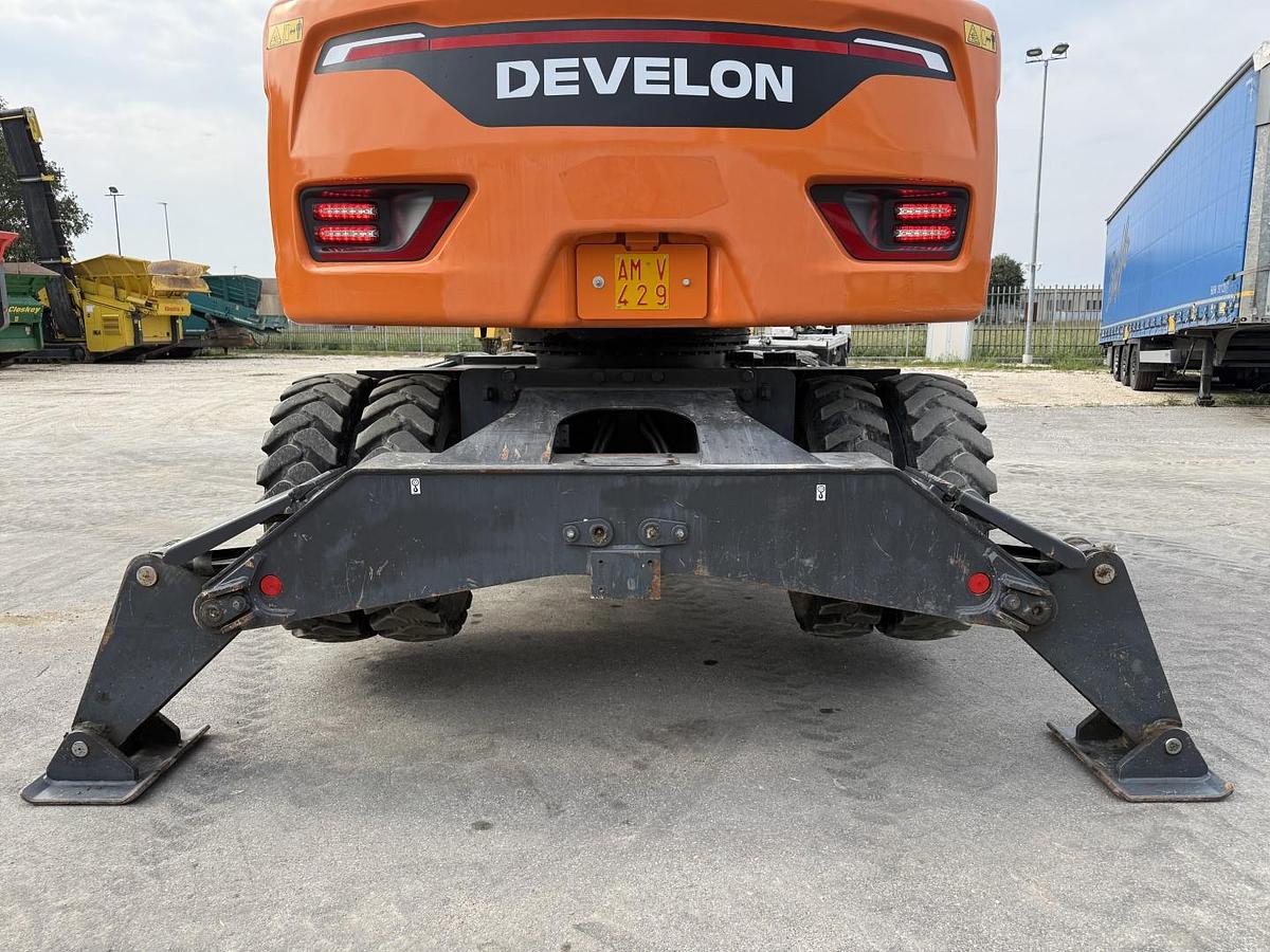 Usato 2023 DEVELON DX165WR-7