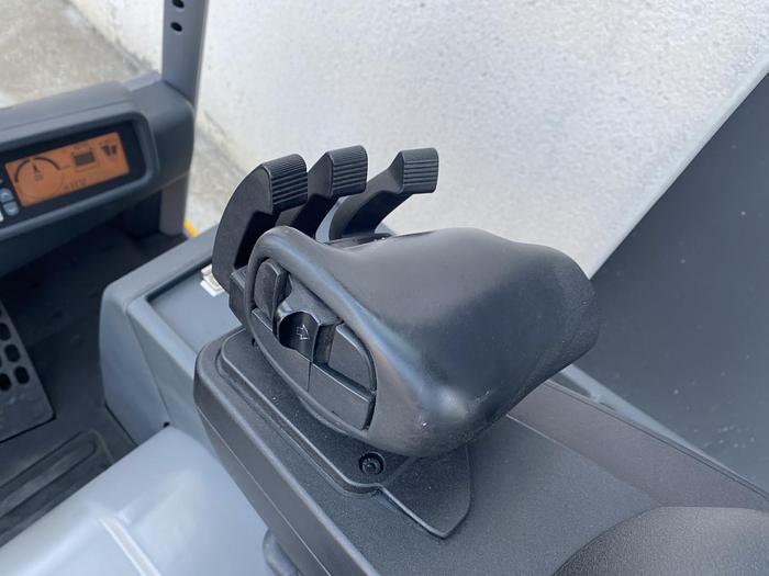 Usato 2016 JUNGHEINRICH EFG 320