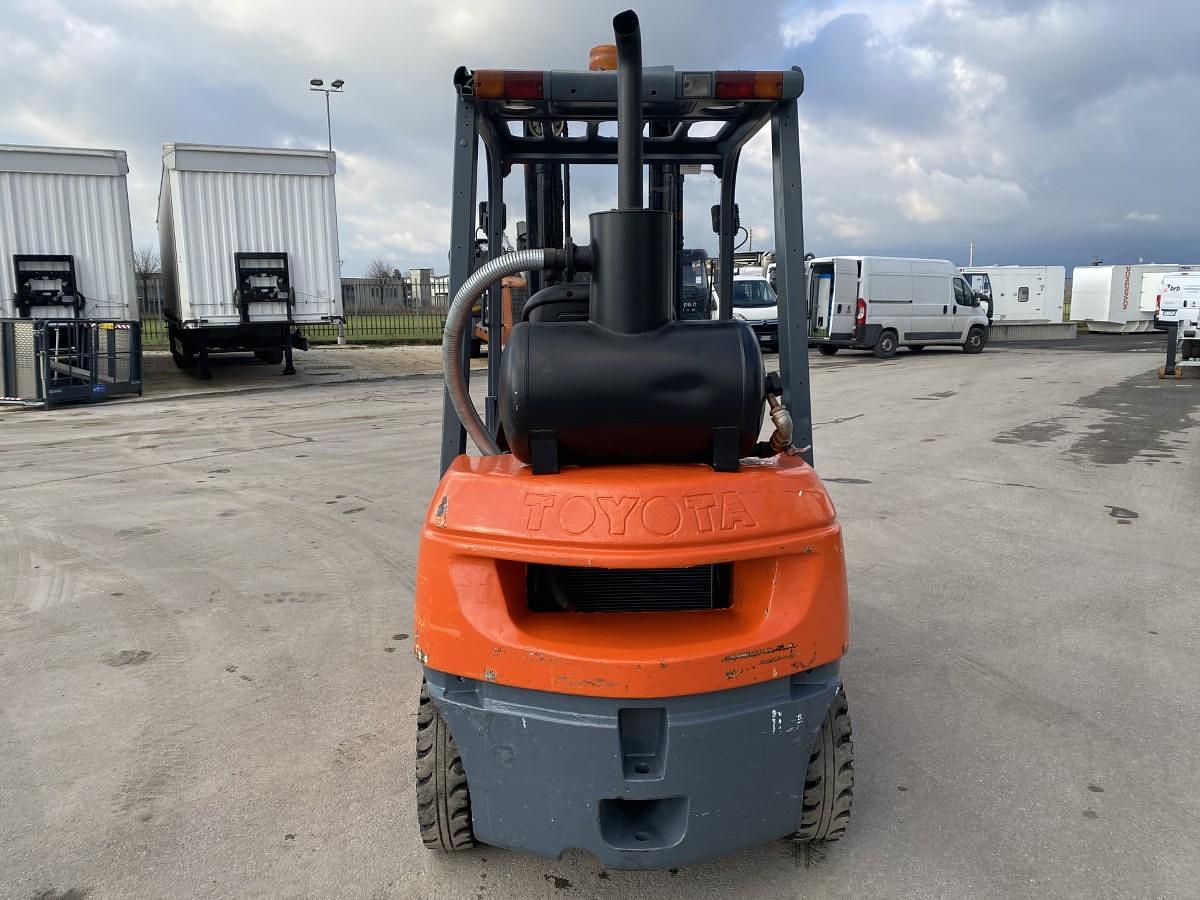 Usato 2000 TOYOTA 7FDF25