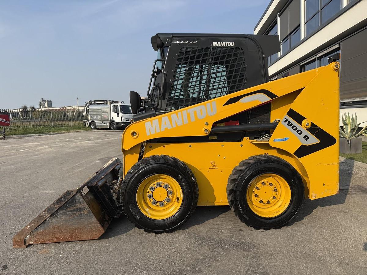 Usato 2023 MANITOU 1900R