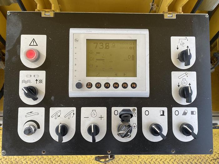 Usato 2012 BOMAG BM 2000/60-2