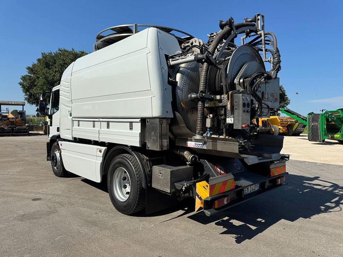 Usato 2012 IVECO EUROCARGO 180E28 SPURGO MORO