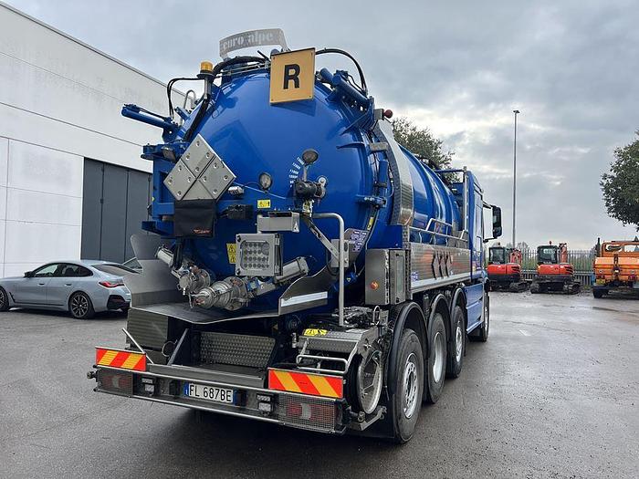 Usato MERCEDES AROCS 3553 ALLESTIMENTO SPURGO MORO