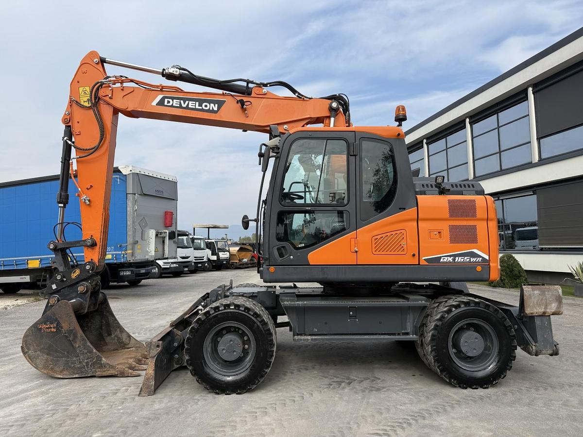 Usato 2023 DEVELON DX165WR-7