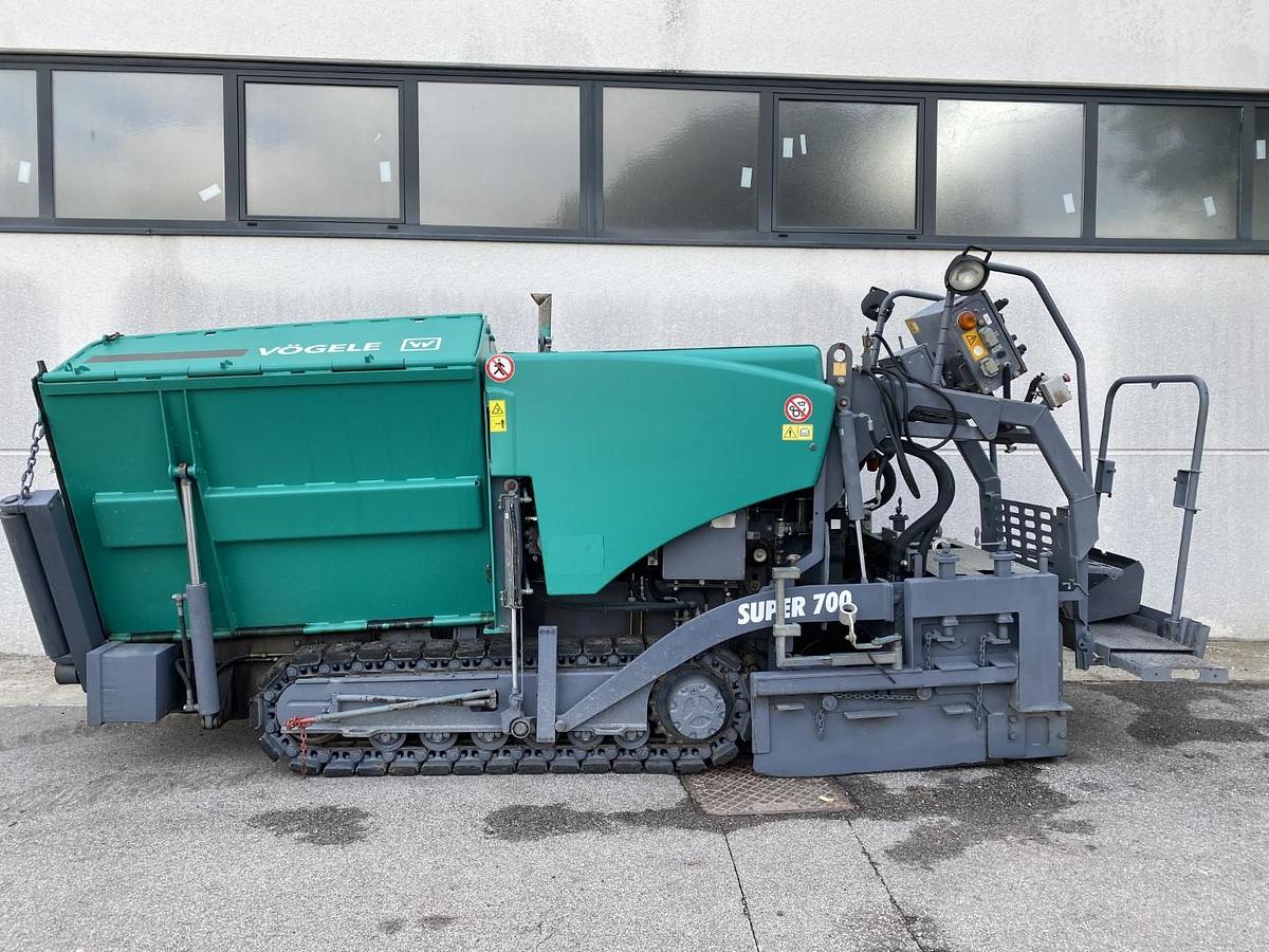 Usato 2011 VOGELE SUPER 700