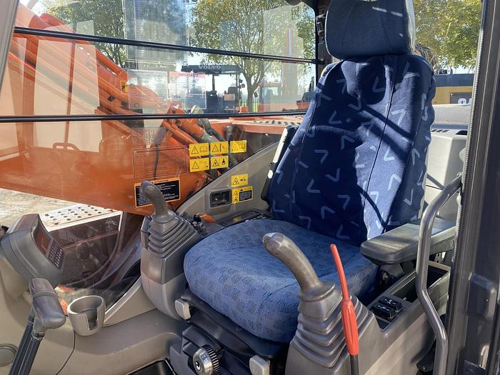 Usato 2011 HITACHI ZX-210 LCN-3