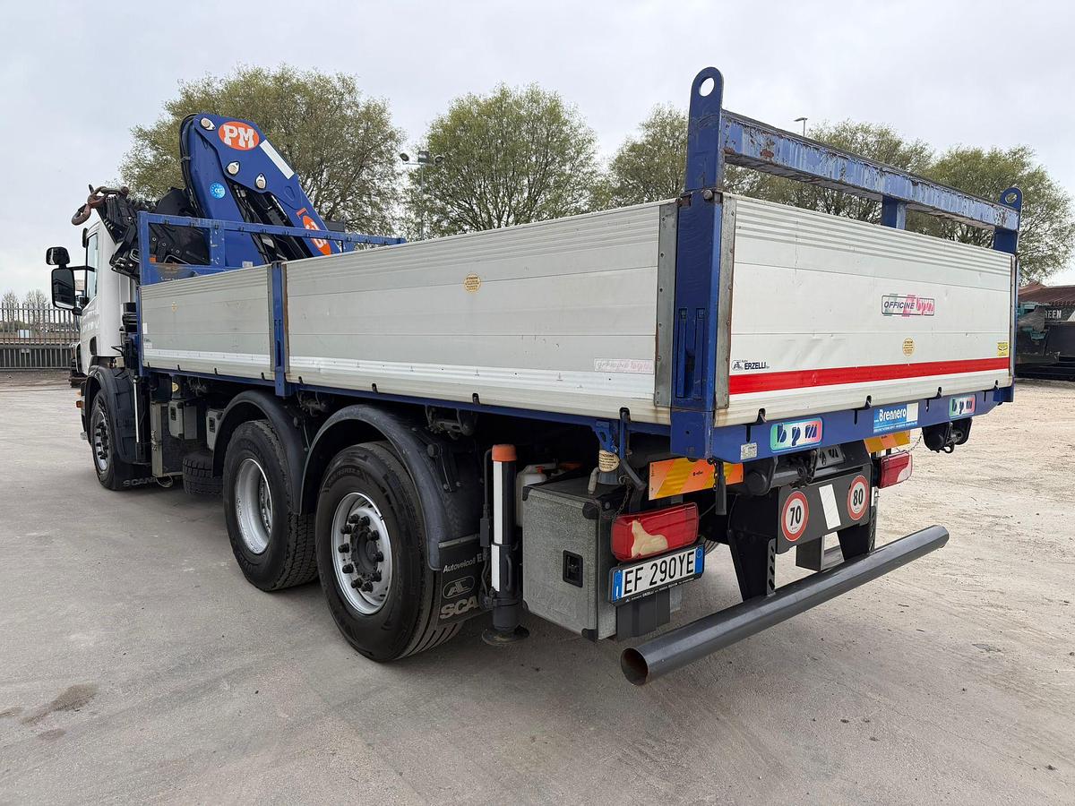 Usato 2011 SCANIA P 320 CON GRU PM 36024