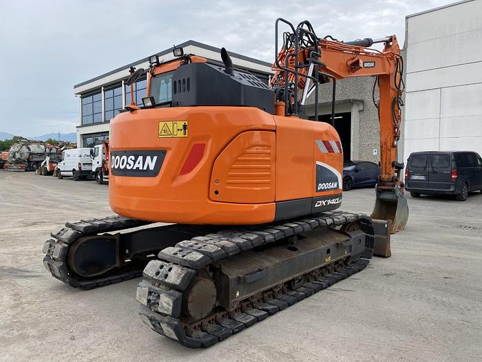 Usato 2016 DOOSAN DX140 LCR-5