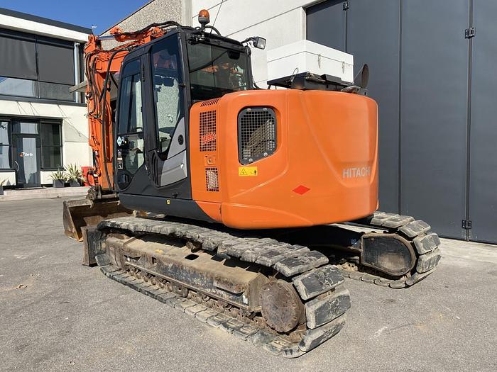 Usato 2016 HITACHI ZX135US-5B