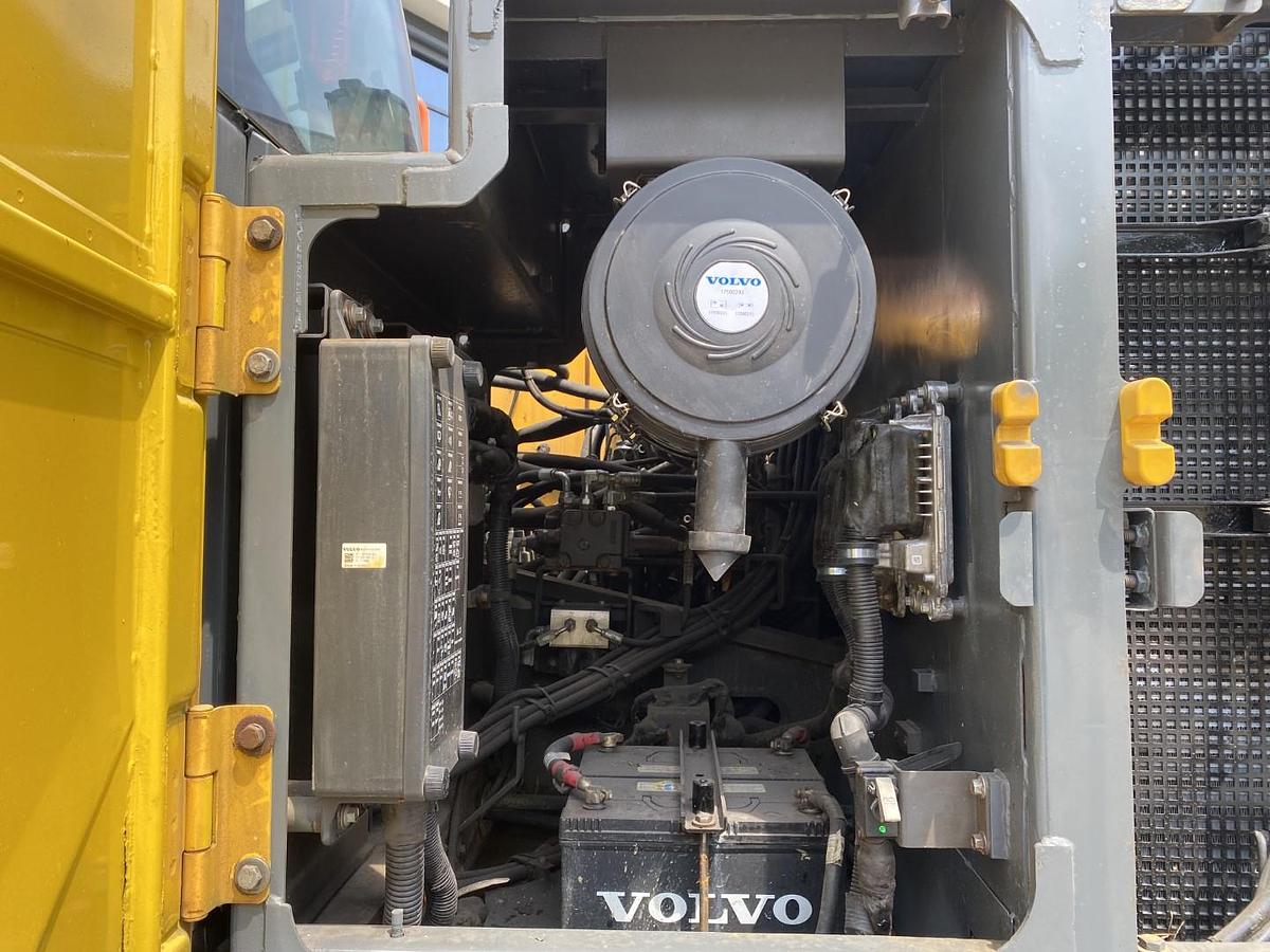 Usato 2020 VOLVO EC200 ENL