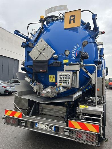 Usato MERCEDES AROCS 3553 ALLESTIMENTO SPURGO MORO