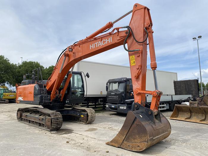 Usato 2017 HITACHI ZX210 LCN-6