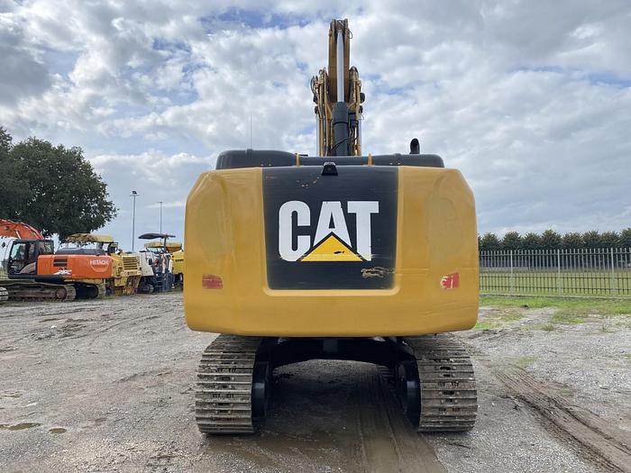 Usato 2017 CATERPILLAR 323 FLN