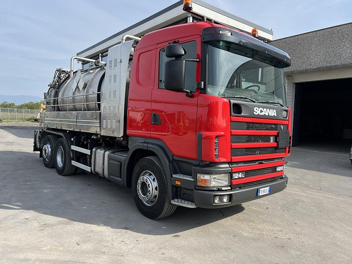 Usato 1998 SCANIA R124 LB 420 ATTR. SPURGO