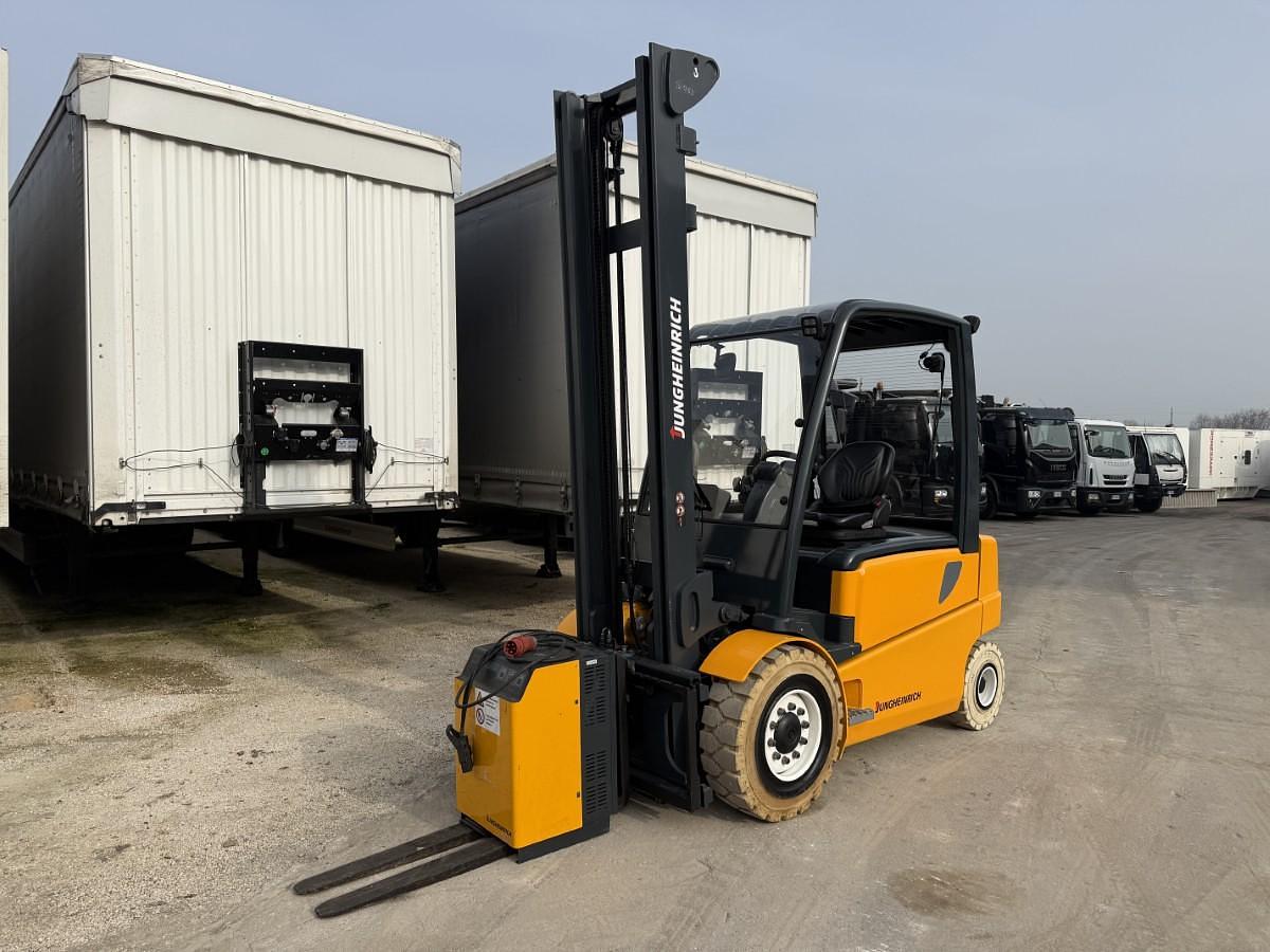 Usato 2012 JUNGHEINRICH EFG 535