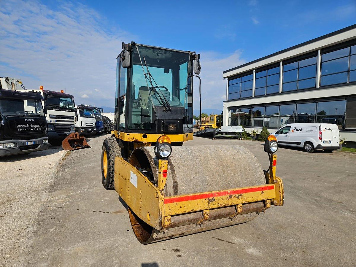 Usato 2007 CATERPILLAR CS 423E